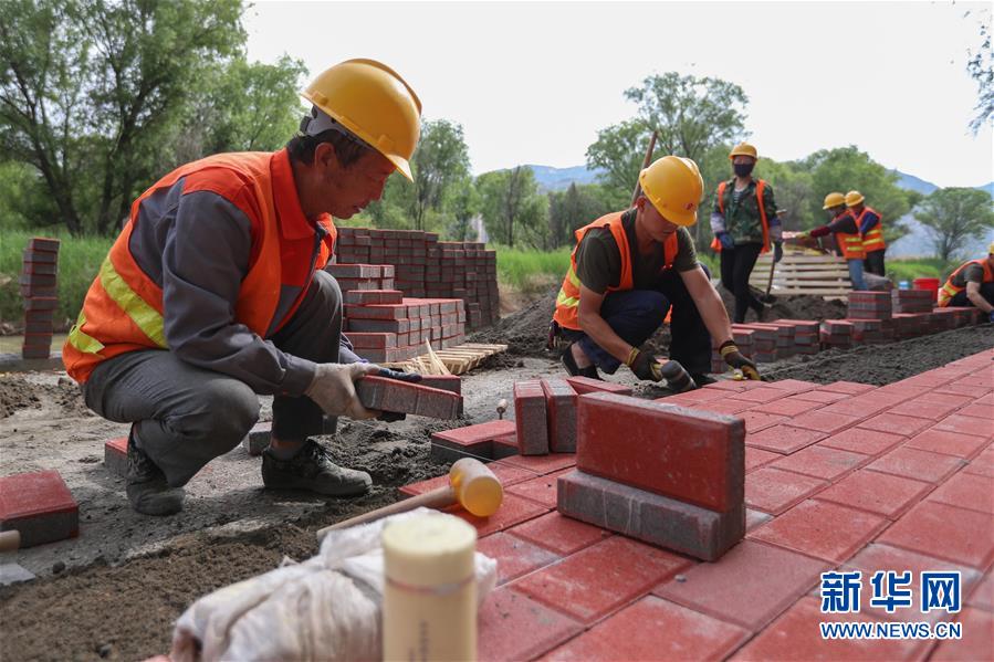 （社會）（4）黃河蘭州段20公里健身步道循環(huán)圈即將建成投用